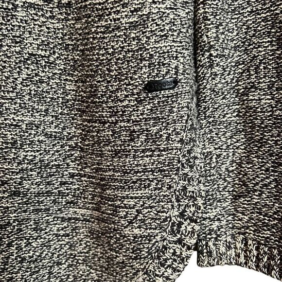 Roots grey‎ knit screw neck sweater. Size xs - Picture 7 of 10